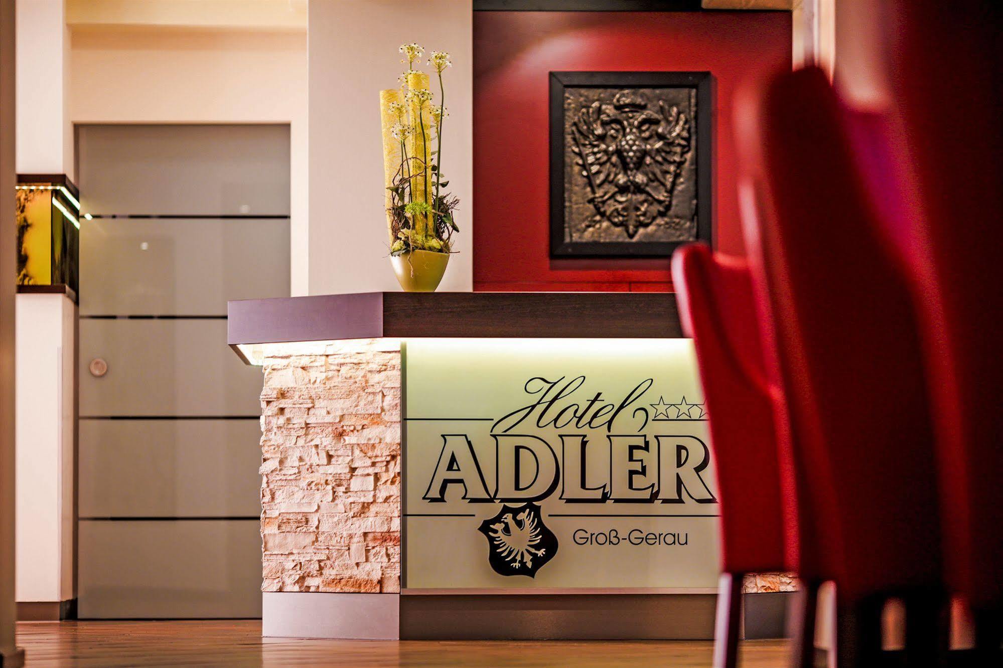 Adler Hotel & Restaurant Грос-Герау Экстерьер фото